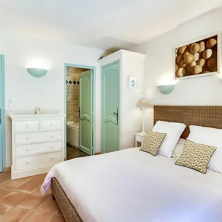 Villa 2